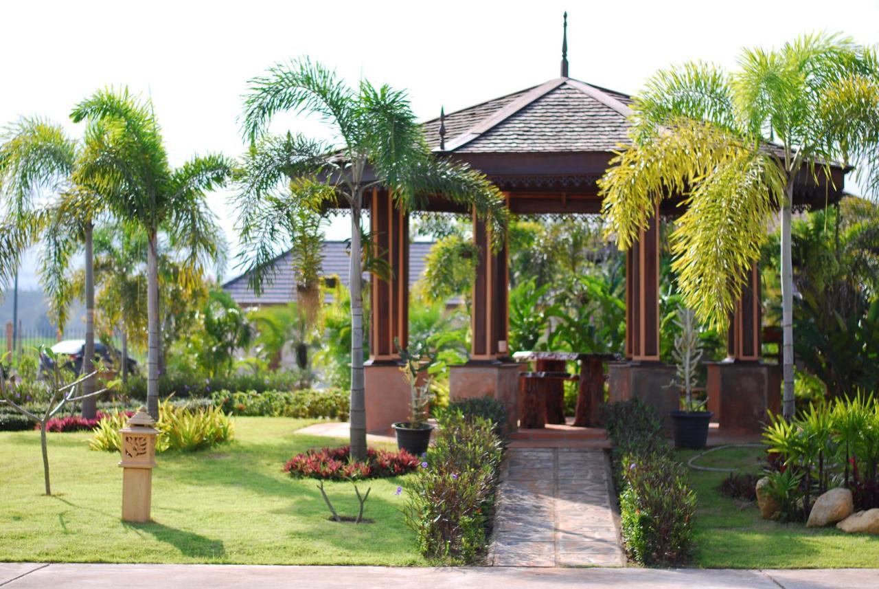 Northstar Hotel & Resort Ban Mae Kon Esterno foto
