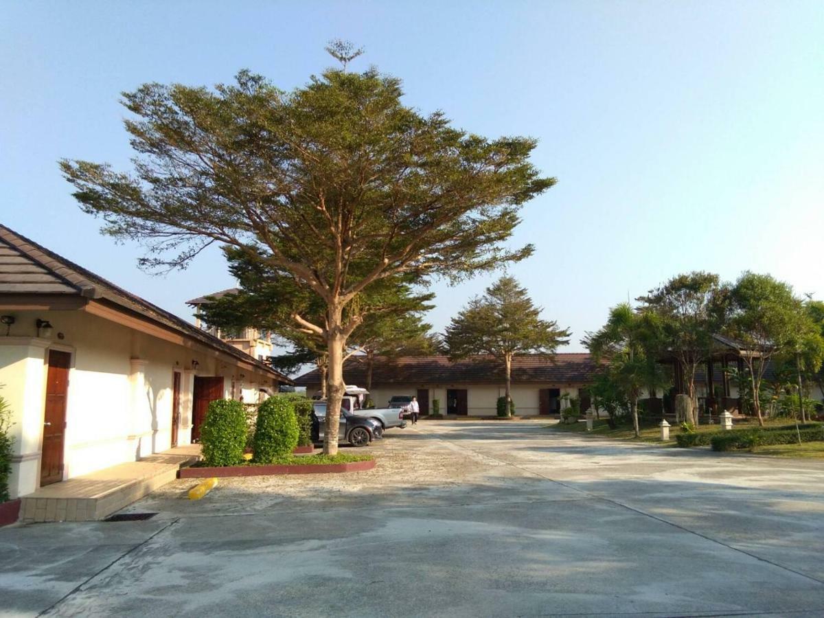 Northstar Hotel & Resort Ban Mae Kon Esterno foto