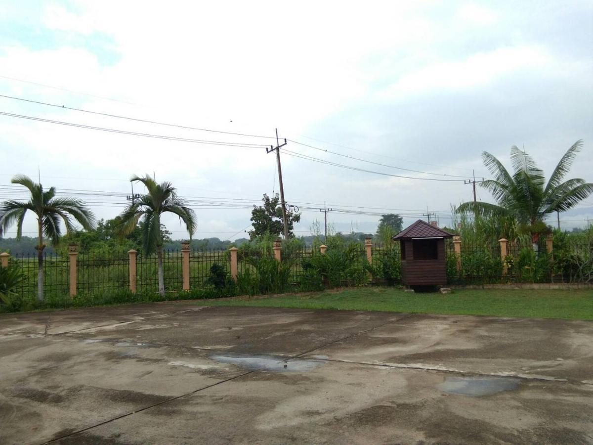 Northstar Hotel & Resort Ban Mae Kon Esterno foto